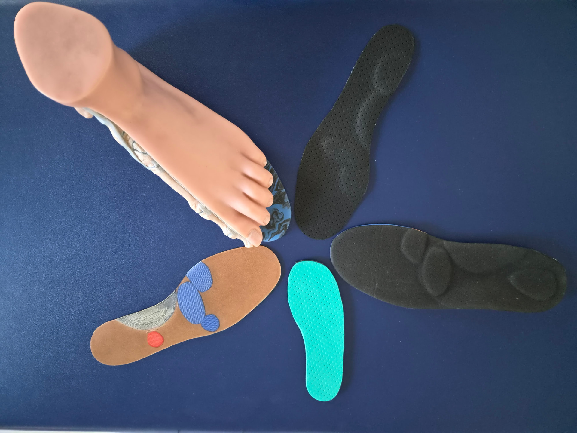 Paire de semelles orthopédiques sur mesure